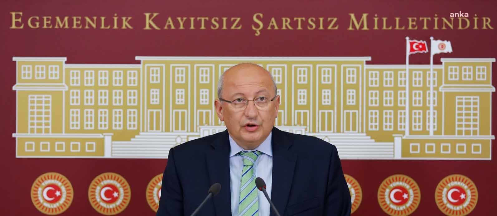 CHP Eskişehir Milletvekili Utku Çakırözer, Anayasa Mahkemesi’nin (AYM) Basın İlan