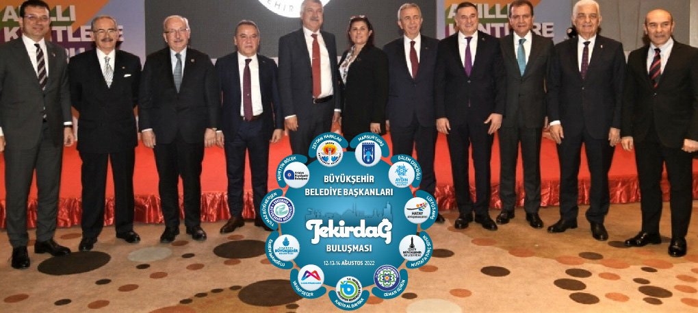 Cumhuriyet Halk Parti’li 11 Büyükşehir Belediye Başkanı, Kadir Albayrak’ın ev