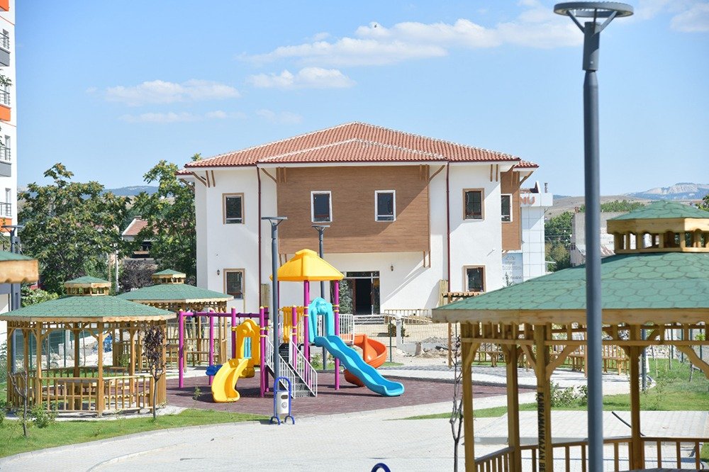 Kahramankazan Belediyesi’nce ilçedeki tüm merkez mahallelere yapılacak olan Mahalle Kültür