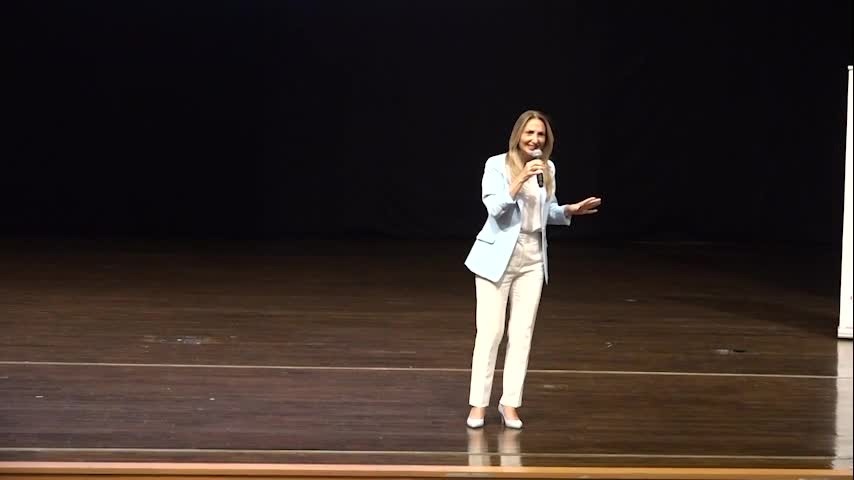 CHP Kadın Kolları Genel Başkanı Aylin Nazlıaka, YaşamHak projesi kapsamında