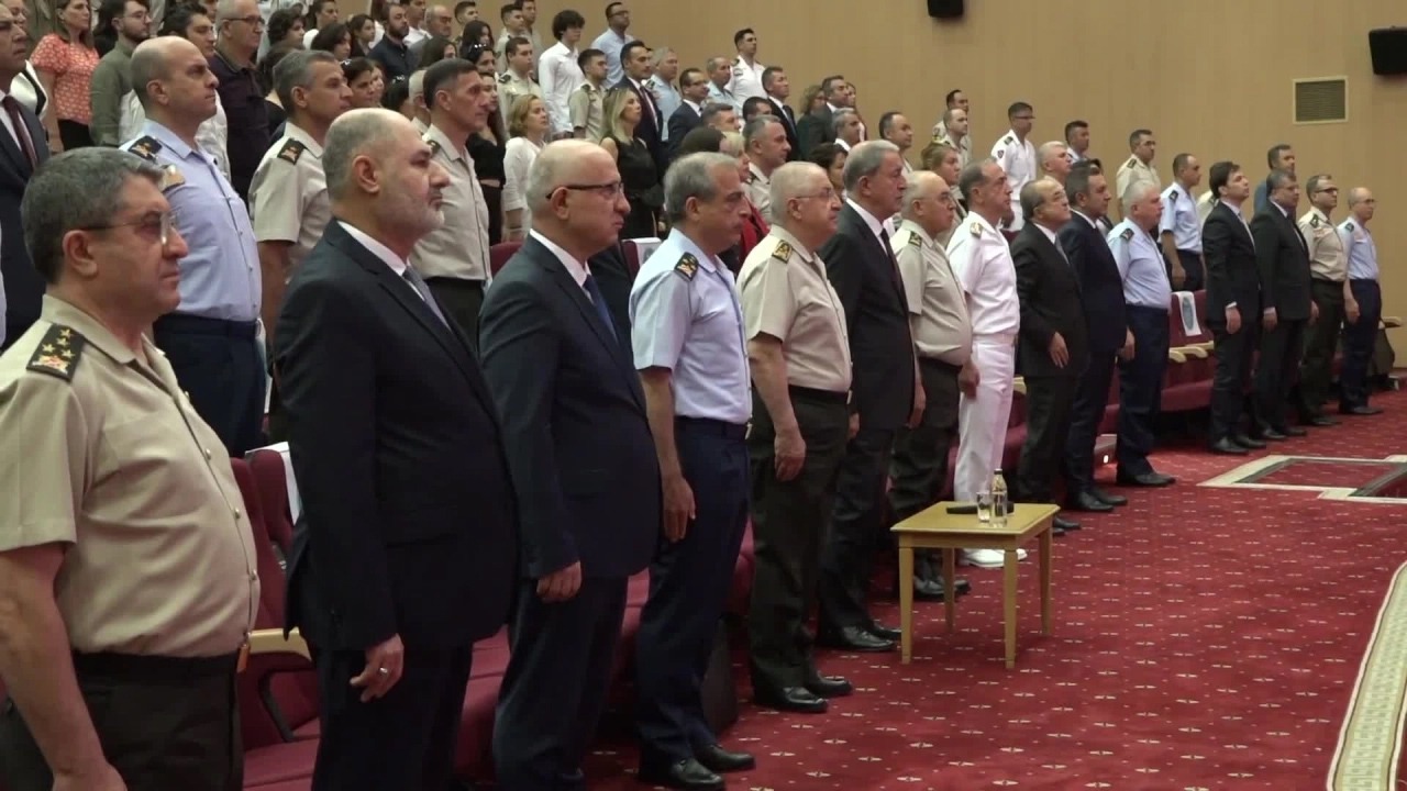 Milli Savunma Bakanı Hulusi Akar, Türk Silahlı Kuvvetleri’ndeki (TSK) Rütbe