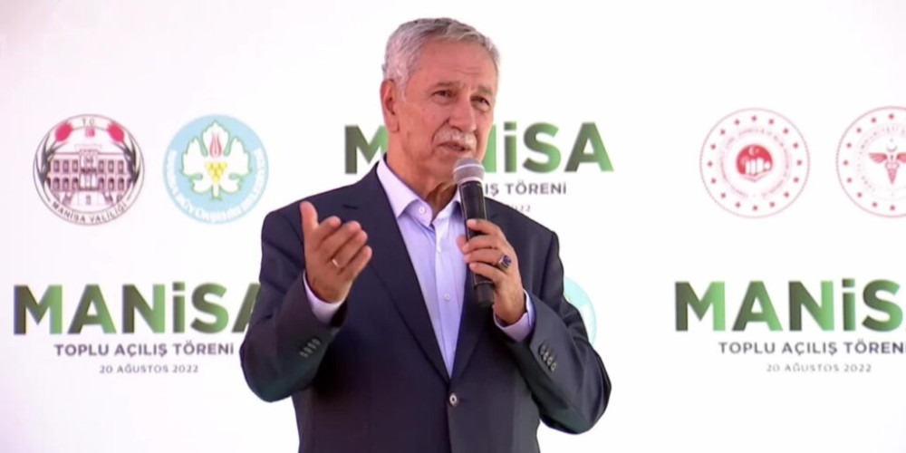 Eski TBMM Başkanı Bülent Arınç, Cumhurbaşkanı Recep Tayyip Erdoğan’ın Manisa