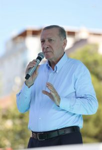 Cumhurbaskani Erdogan Manisa’da, Kurum Uzum Taban Fiyatini 27 Lira Olarak Acikladi