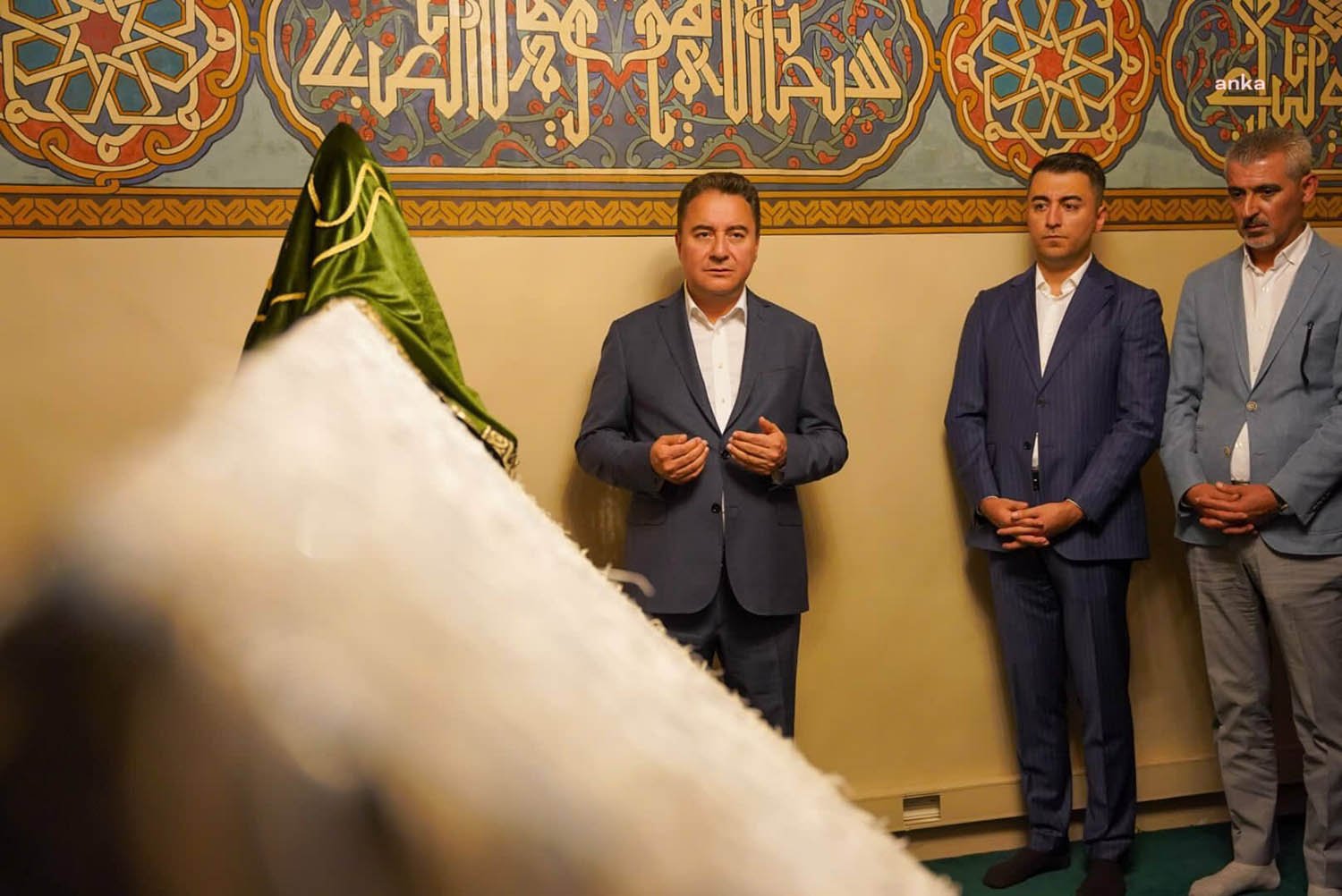 Demokrasi ve Atılım (DEVA) Partisi Genel Başkanı Ali Babacan, Hacı