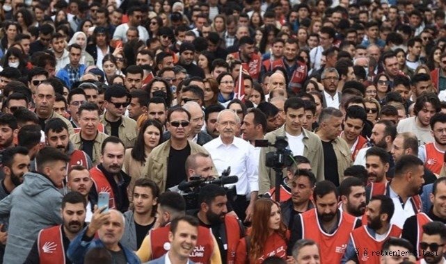 CHP Genel Başkanı Kemal Kılıçdaroğlu, Büyük Taarruz’un yıldönümünde CHP Gençlik