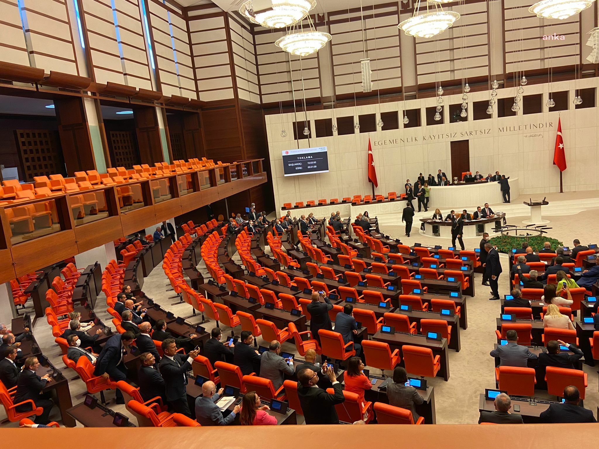 Sağlıkçıların sorunları için CHP'nin talebi ve Meclis Başkanı Mustafa Şentop'un