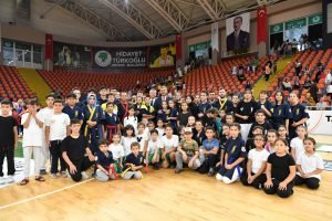 Mamak Belediyesi Yaz Spor Okullarinda Kapanis Soleni