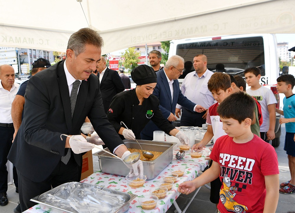 Mamak Belediyesi sosyal belediyecilik anlayışı ile faaliyetlerini sürdürüyor, insan odaklı