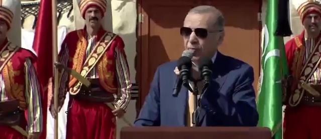 Cumhurbaşkanı Recep Tayyip Erdoğan, Malazgirt Zaferi'nin 951. yıl dönümü dolayısıyla