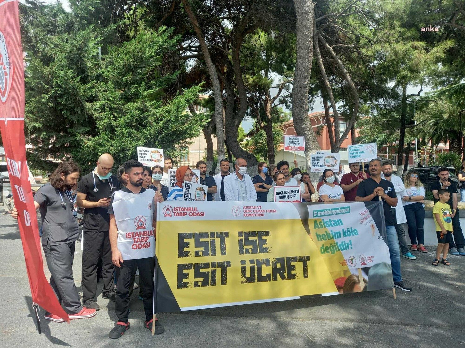 Sağlık çalışanlarına gelir artışı sağlayan ‘Sağlık Bakanlığı Ek Ödeme Yönetmeliği’nin