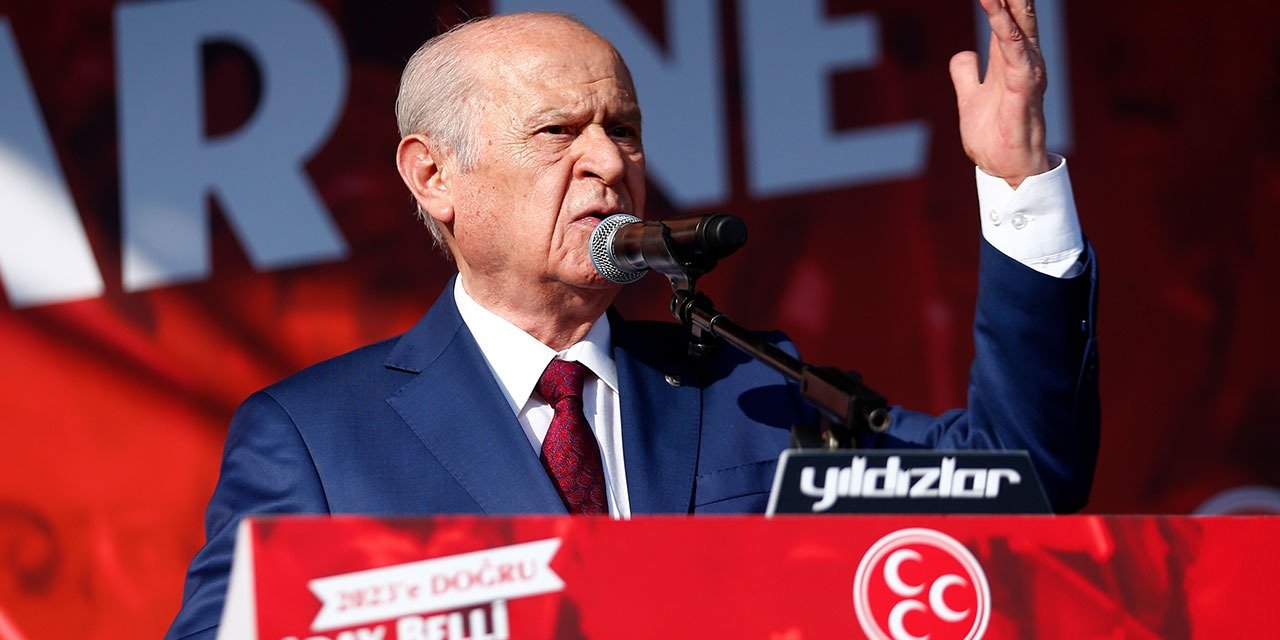 MHP Genel Başkanı Devlet Bahçeli, Sivas’ta düzenlediği mitingde, “Bizim; çetelere,