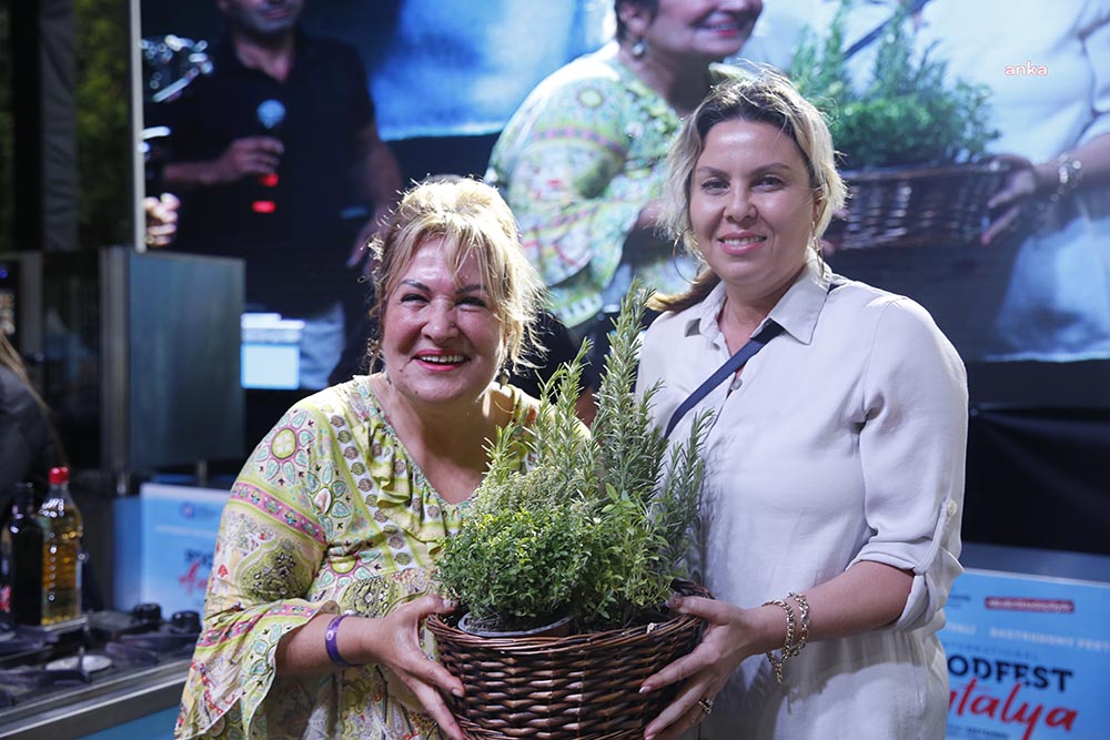 Antalya’da gastronomi coşkusu tüm hızıyla devam ediyor. Resmi açılışı Antalya