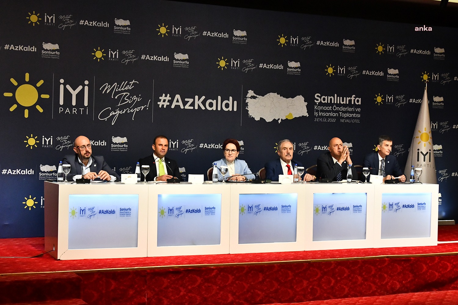 İYİ Parti Genel Başkanı Meral Akşener; Şanlıurfa'da düzenlenen kanaat önderleri
