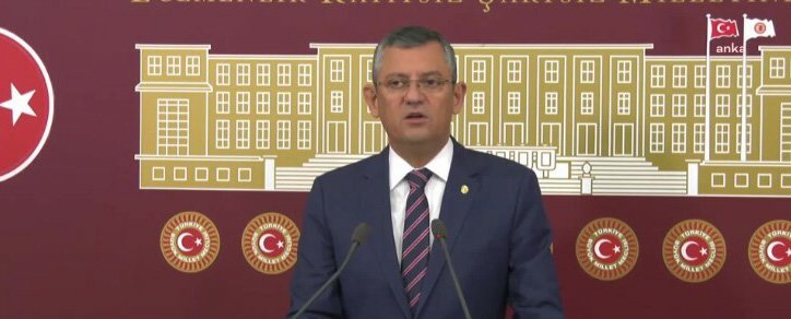 CHP Grup Başkanvekili Özgür Özel, MHP Grup Başkanvekili Muhammed Levent