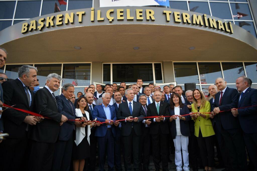 Ankara Büyükşehir Belediye Başkanı Mansur Yavaş, CHP Lideri Kemal Kılıçdaroğlu’nun