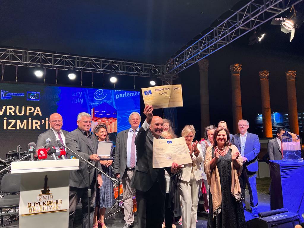 Avrupa Konseyi Parlamenter Meclisi tarafından İzmir’e verilen 2022 Avrupa Ödülü’nün