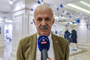 BELMEK’ten ‘Ay Beyazi Deniz Mavisi’ Karma Sergisi