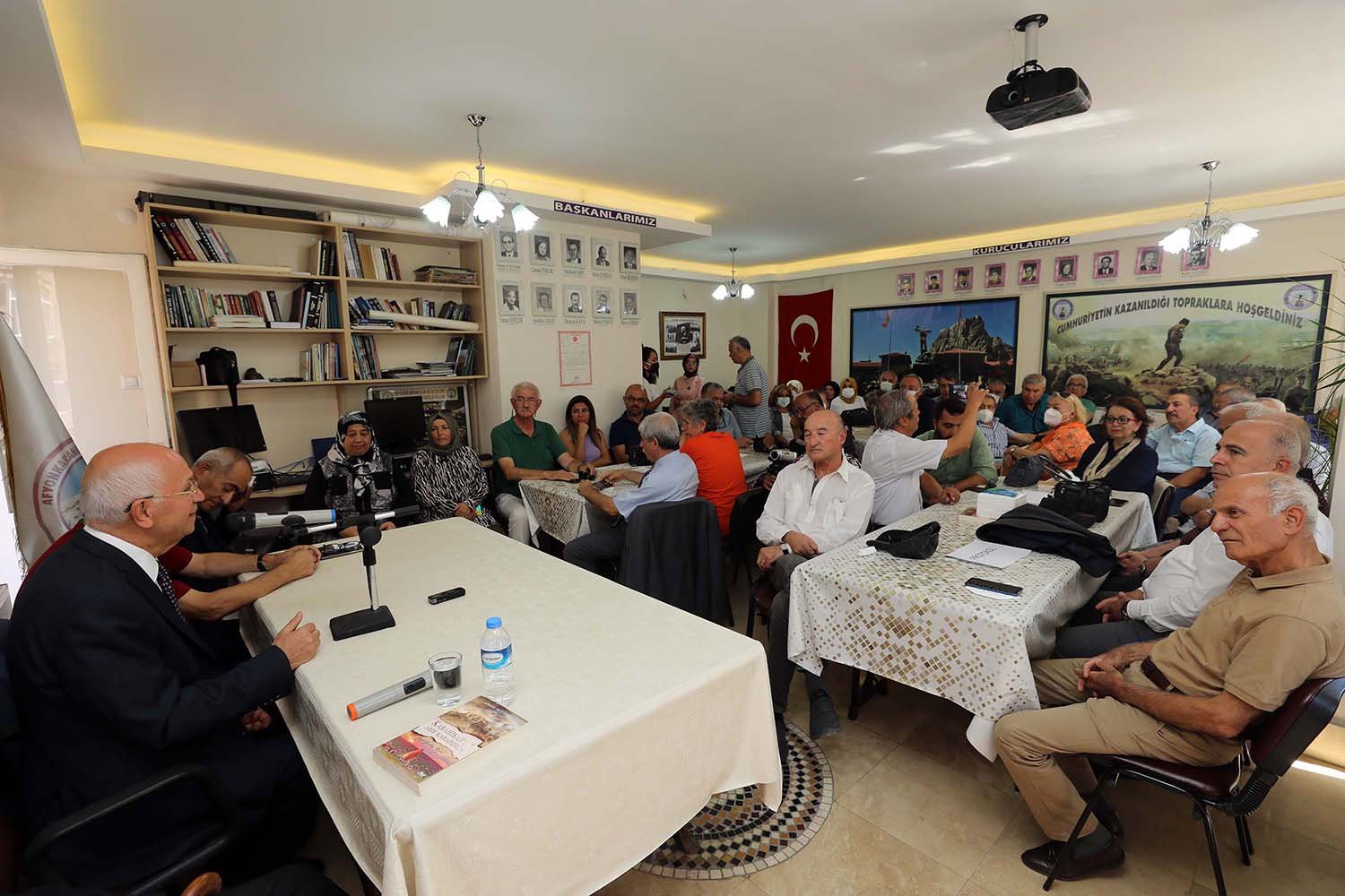 Yenimahalle Belediye Başkanı Fethi Yaşar, Afyonkarahisar ve İlçeleri Dayanışma Derneği