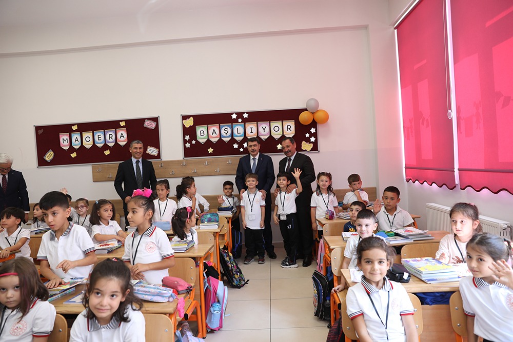Ankara Valisi Vasip Şahin ve Etimesgut Belediye Başkanı Enver Demirel