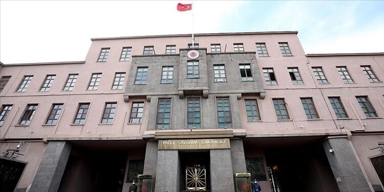 Milli Savunma Bakanlığı (MSB), “Suriye’nin kuzeyinde; teröristlerin saldırı girişimlerini karşılıksız