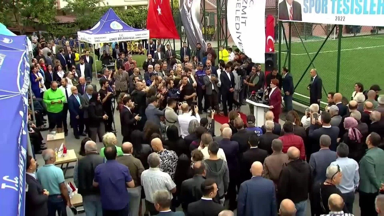 İYİ Parti Genel Başkanı Meral Akşener, ağabeyinin adının verildiği İzmit