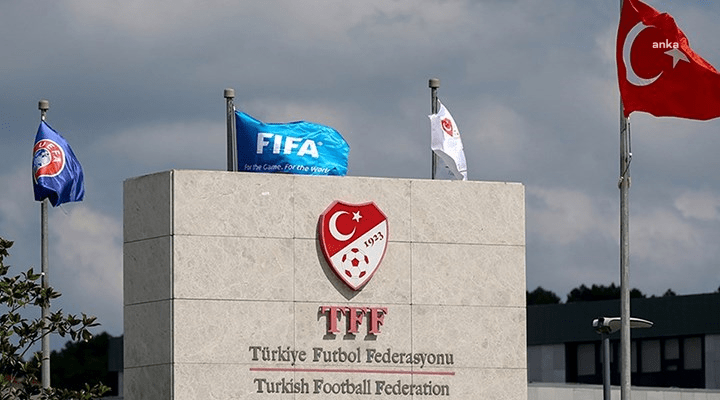 Türkiye Futbol Federasyonu’nun (TFF) Riva’daki binasına silahlı saldırıda bulunuldu, iki