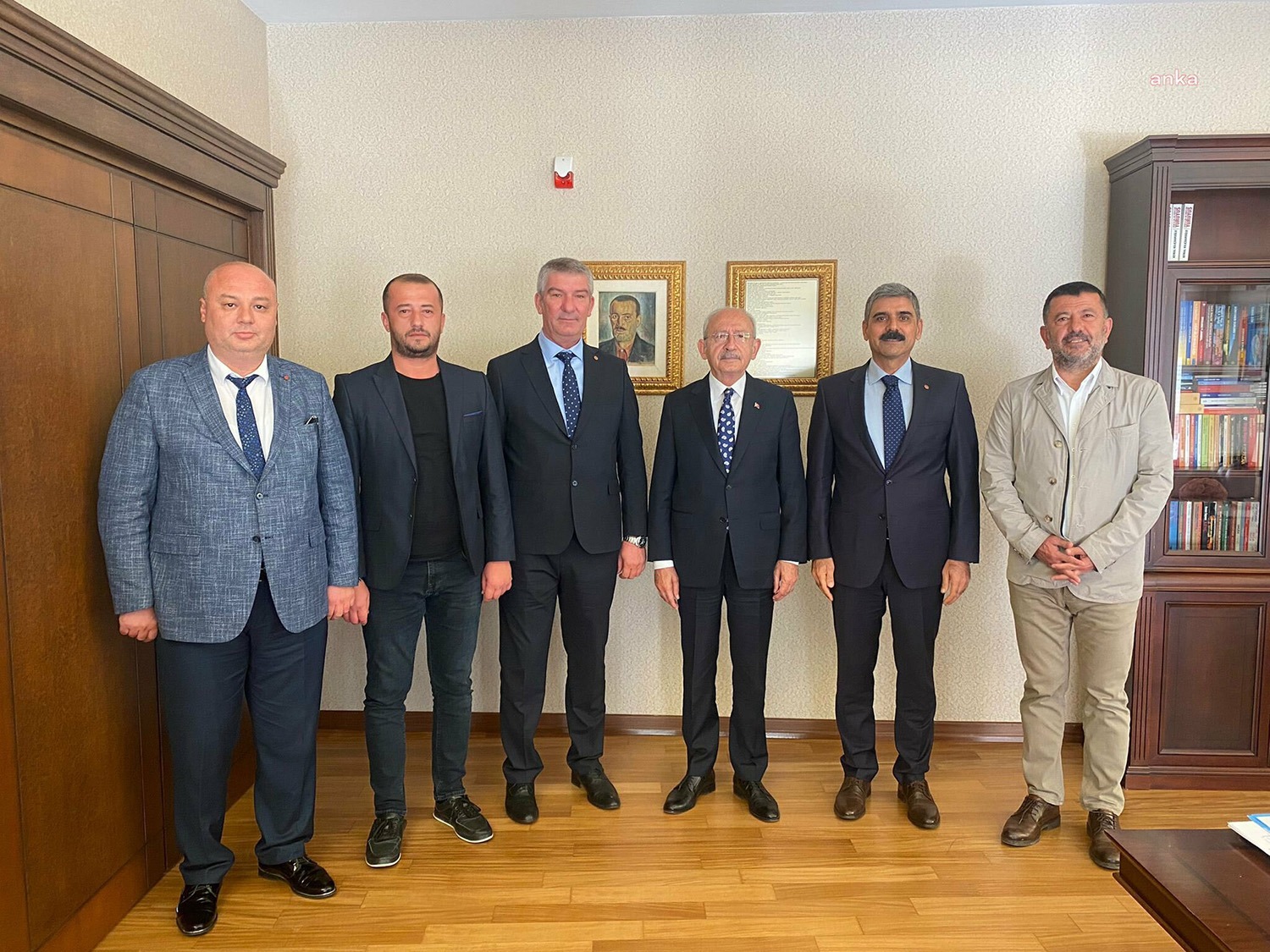 CHP Genel Başkanı Kemal Kılıçdaroğlu, DİSK’e bağlı Genel İş Sendikası