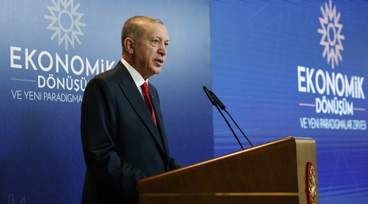 Cumhurbaşkanı Recep Tayyip Erdoğan, Ekonomik Dönüşüm ve Yeni Paradigmalar Zirvesi'nde,