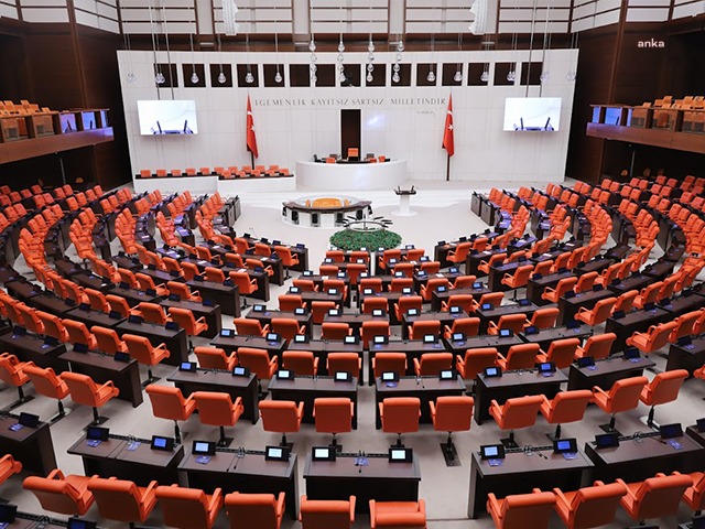 TBMM Yeni Yasama Yılına Yarın Başlıyor TBMM, 3 aylık aranın ardından yeni yasama yılına yarın başlayacak.