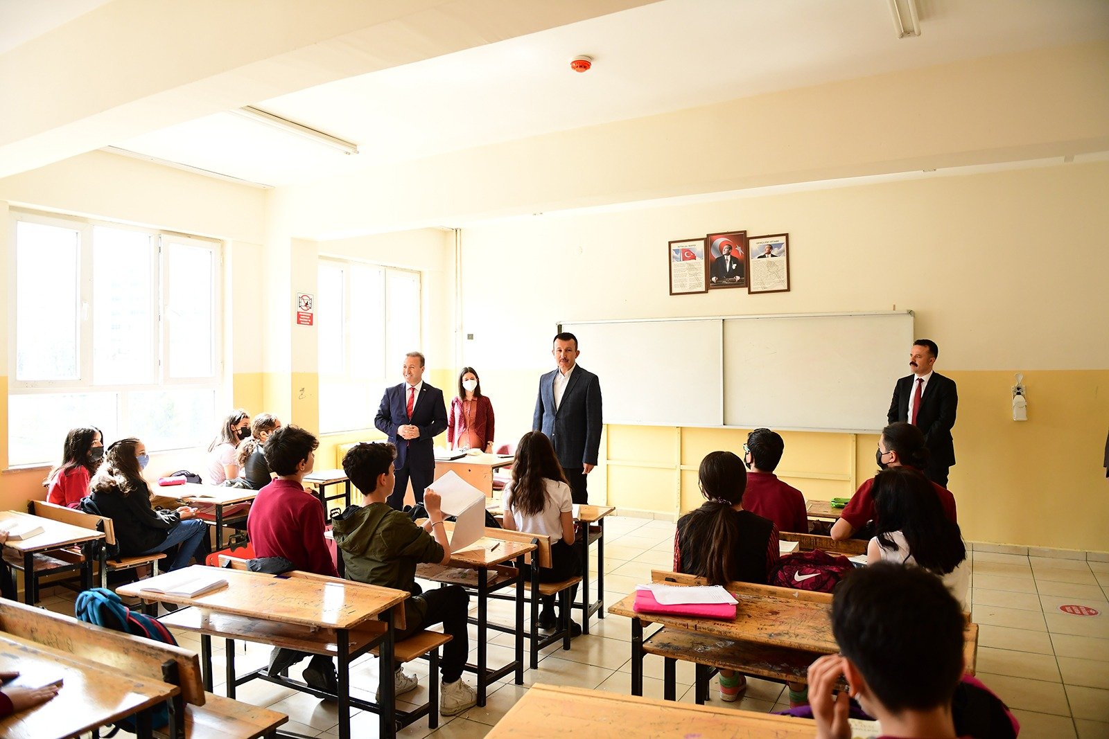 Altındağ’da ikamet eden ihtiyaç sahibi öğrencilerin aylık EGO abonman kartı