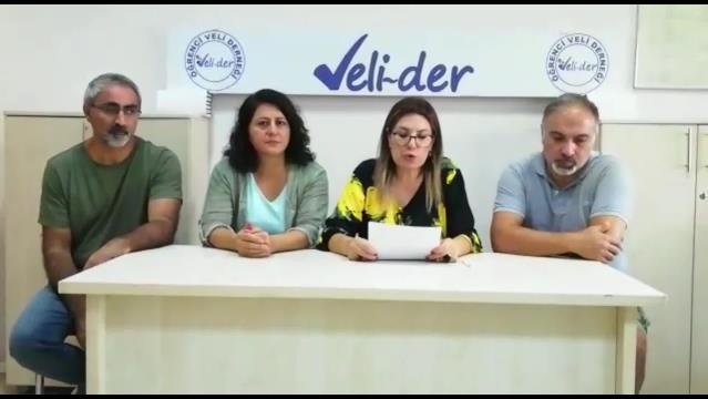 Öğrenci Veli Derneği (Veli-Der), yeni eğitim ve öğretim yılının ilk