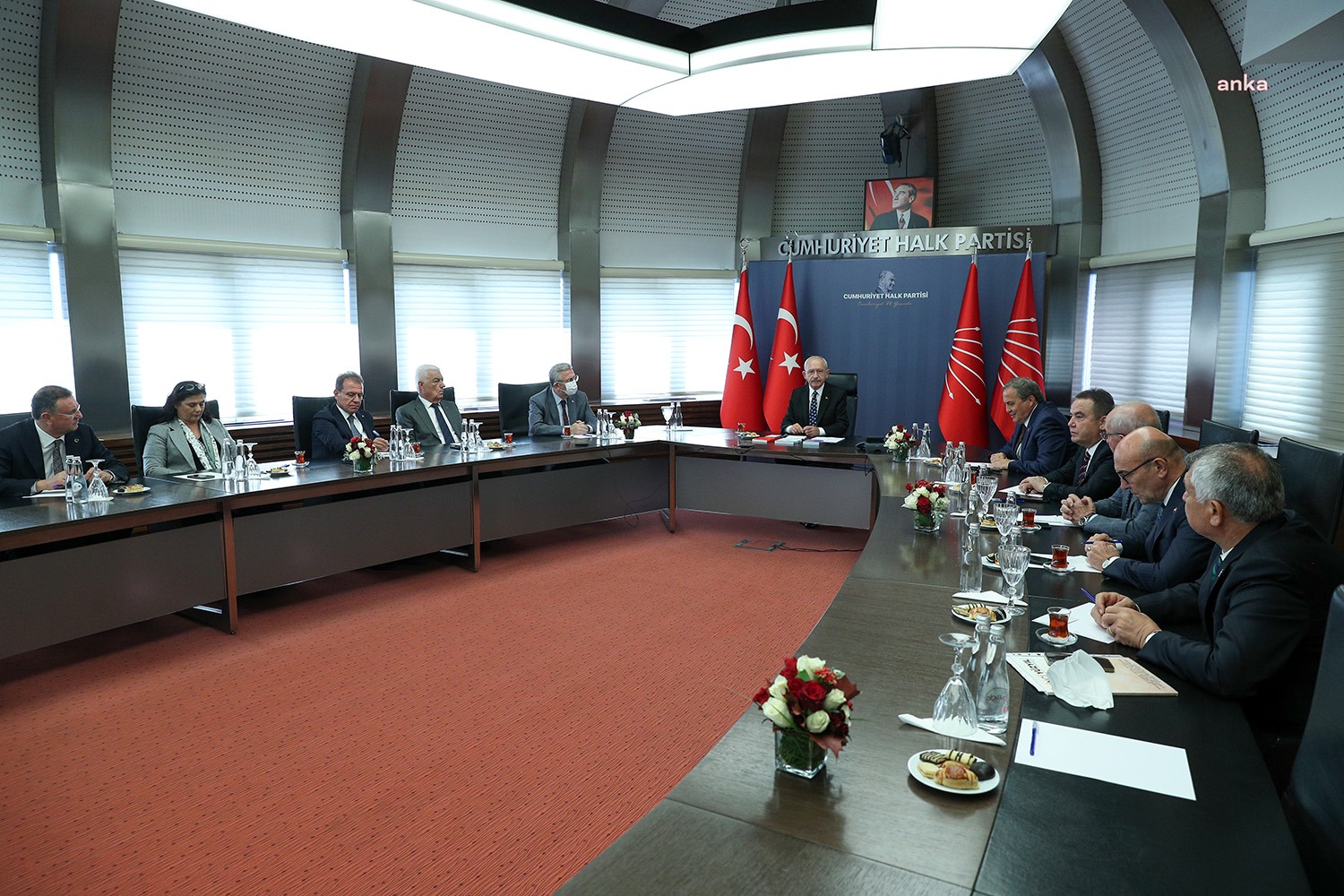 CHP Genel Başkanı Kemal Kılıçdaroğlu, CHP’li 11 büyükşehir belediye başkanı