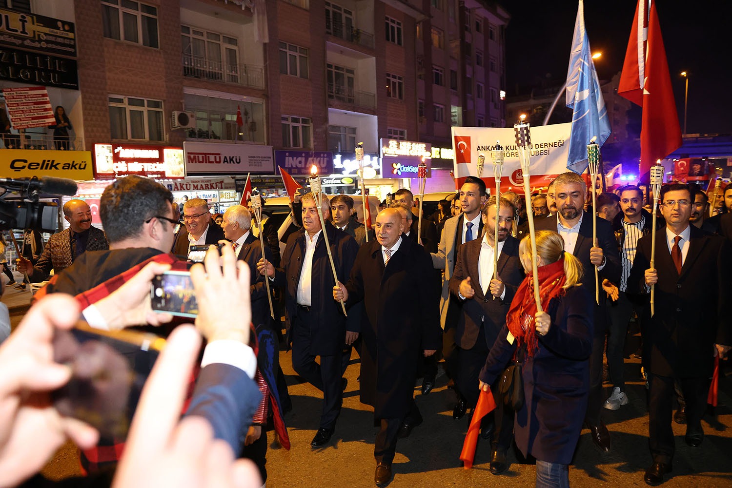 Keçiören Belediyesi, Cumhuriyetin ilanının 99’uncu yıl dönümü kutlamaları kapsamında belediye