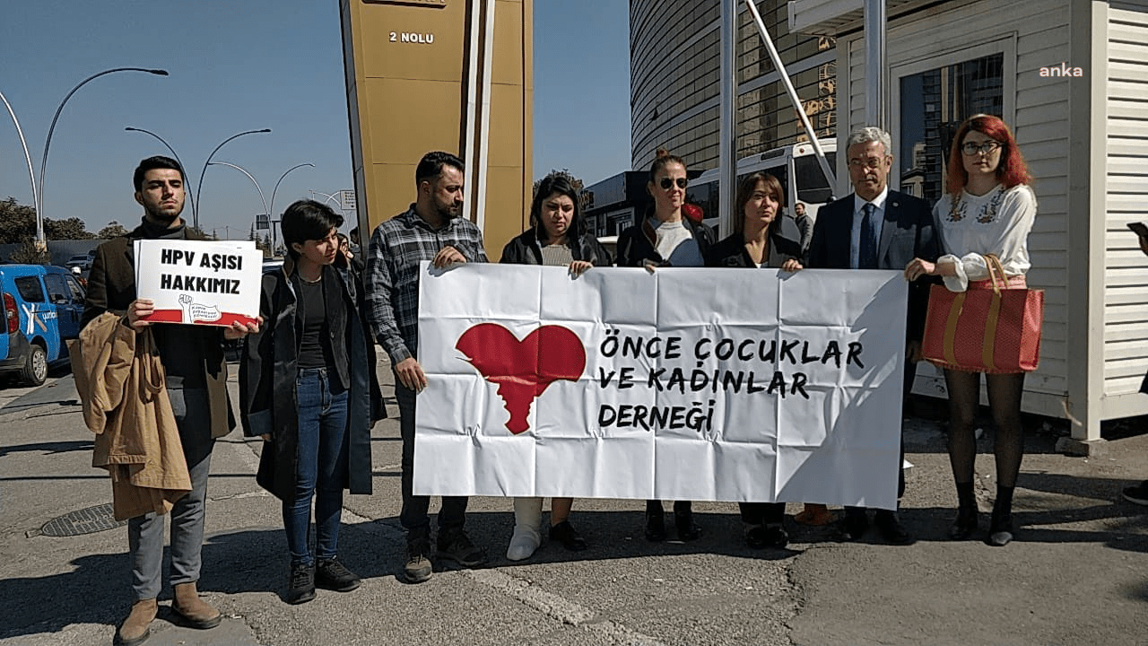 Önce Çocuklar ve Kadınlar Derneği: “HPV Aşı Ücretinin İadesi Talebiyle Açtığımız Bir Davamız Daha Mahkeme Tarafından Kabul Edildi” Önce Çocuklar ve Kadınlar Derneği, HPV aşısı ücretlerinin iadesi talebiyle