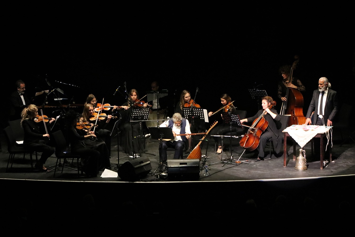 Çankaya Belediyesinin Ekim ayı kültür-sanat etkinlikleri kapsamında düzenlenen bağlama ustası