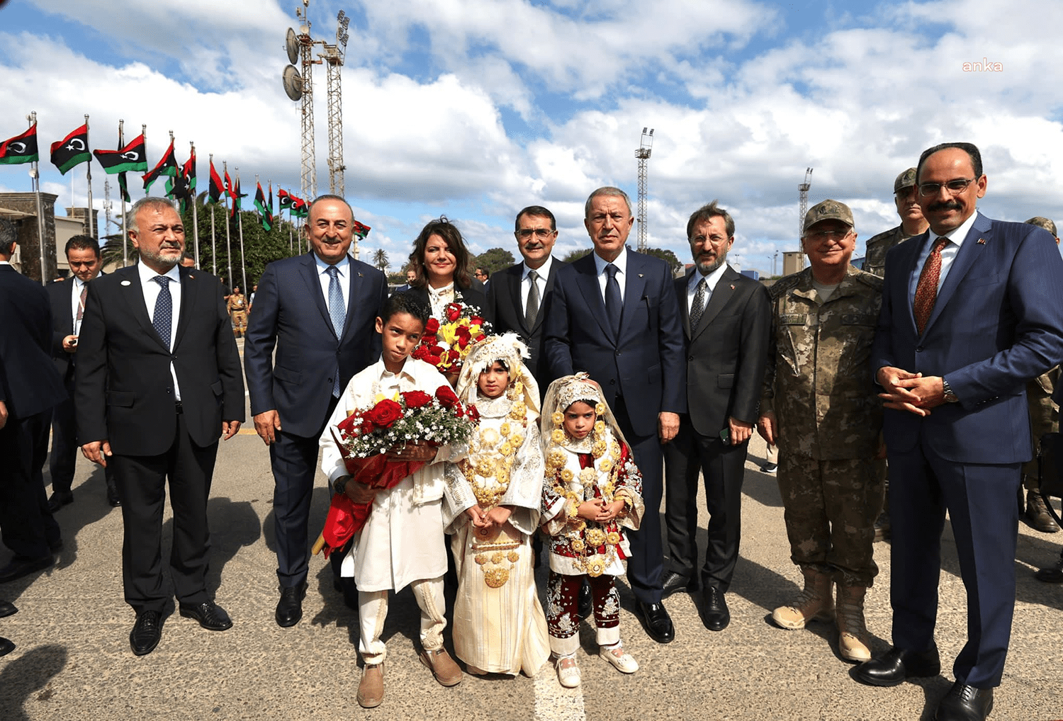 Dışişleri Bakanı Mevlüt Çavuşoğlu, Enerji ve Tabii Kaynaklar Bakanı Fatih