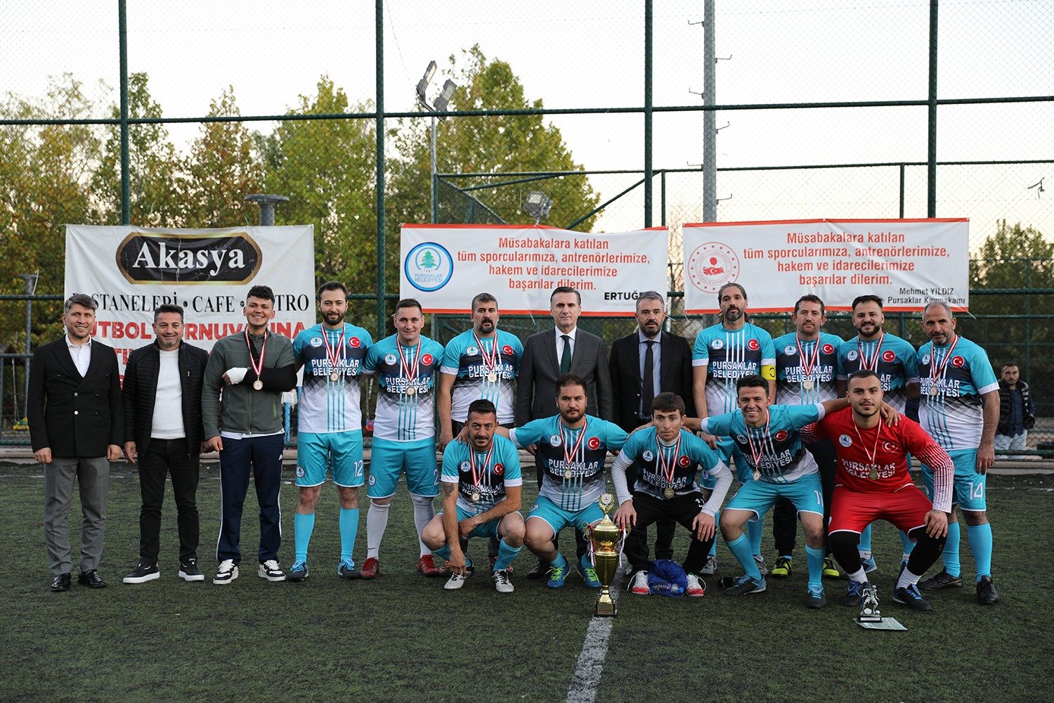 Pursaklar Kaymakamlığı tarafından düzenlenen Kurumlar arası Futbol Turnuvası’nda Polisgücü'nü mağlup