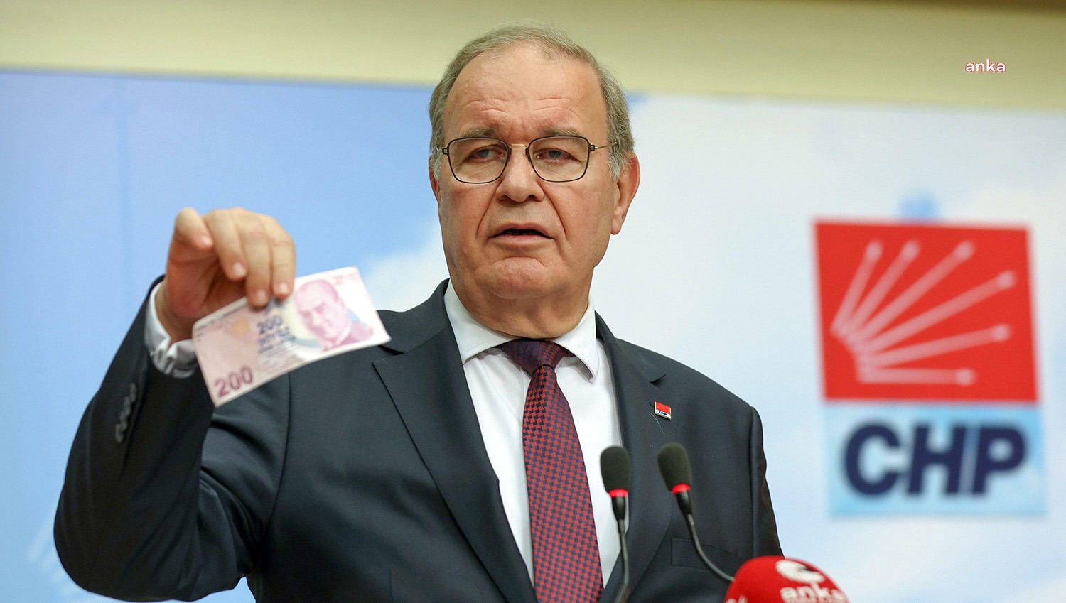 CHP Parti Sözcüsü Faik Öztrak, yılın ilk sekiz ayındaki kaynağı