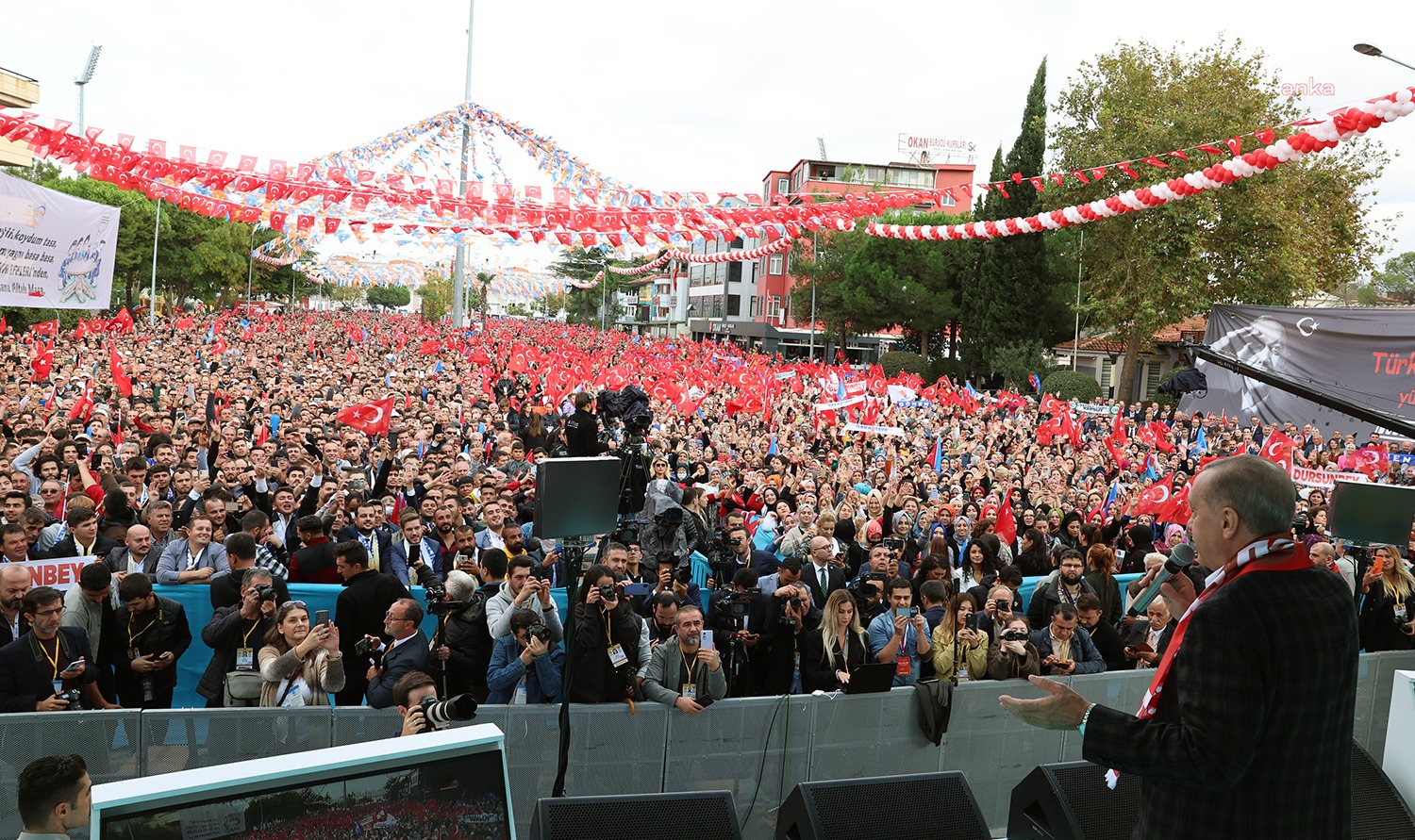 Cumhurbaşkanı Recep Tayyip Erdoğan, Balıkesir’de; “Hayat pahalılığı hususunda gözümüzü gerçeklere