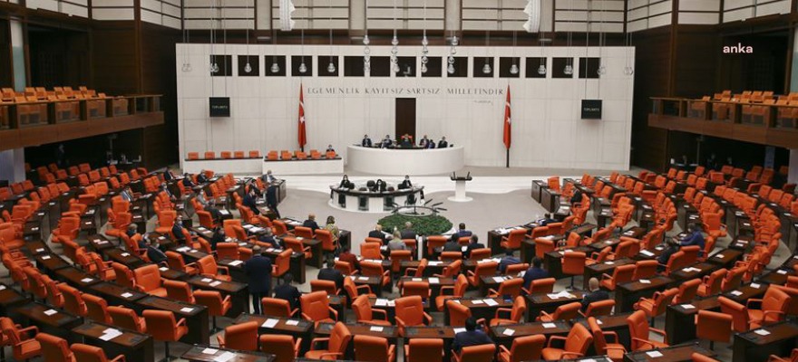 CHP Genel Başkanı Kemal Kılıçdaroğlu’nun da aralarında olduğu 34 milletvekili