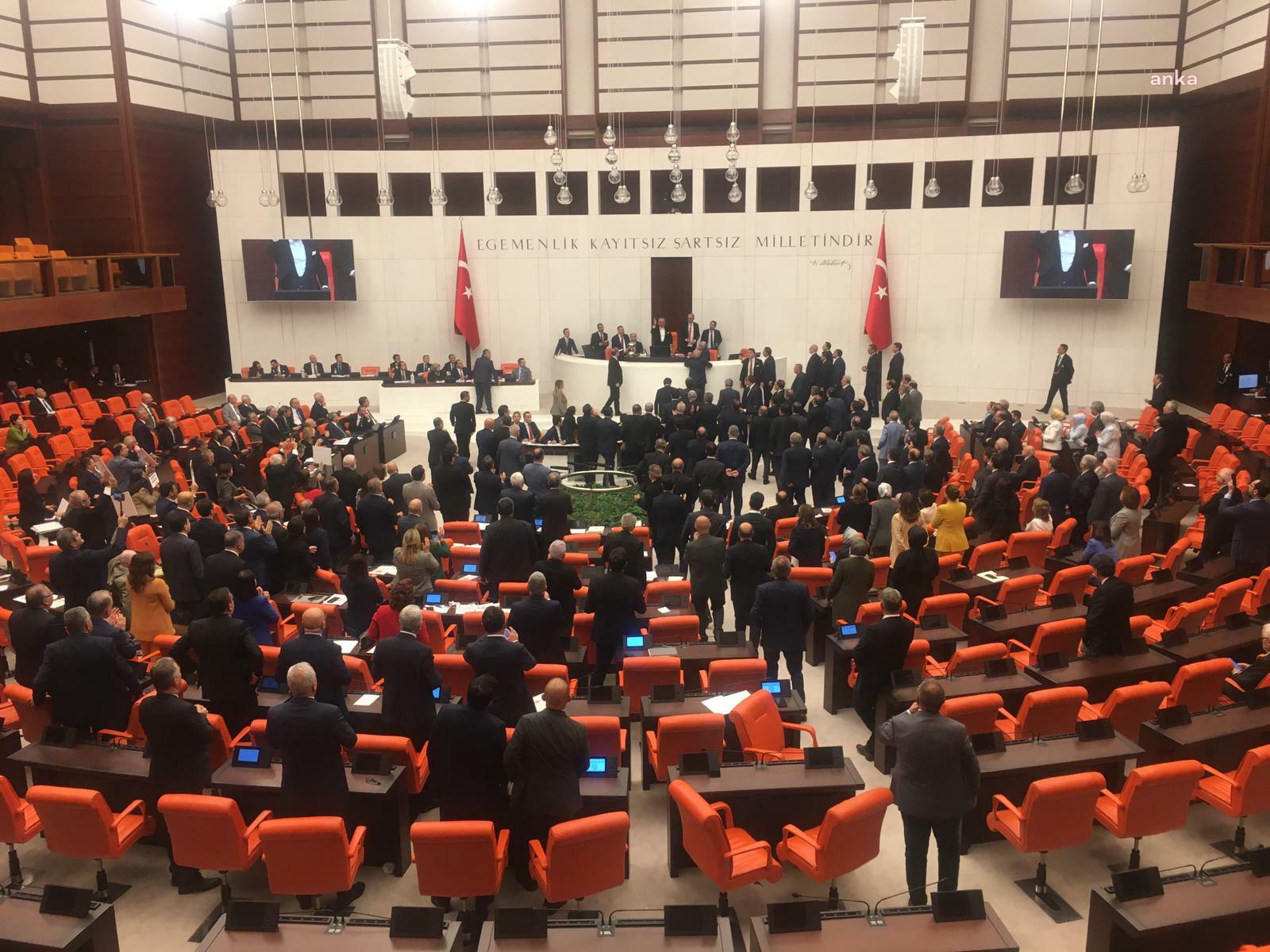 Kamuoyunda ‘sansür yasası’ olarak bilinen kanun teklifinin 13 maddesi daha