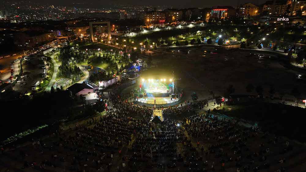 Ankara Büyükşehir Belediyesi'nin yaz aylarında düzenlemeye başladığı “Ankara Yaz Şenlikleri
