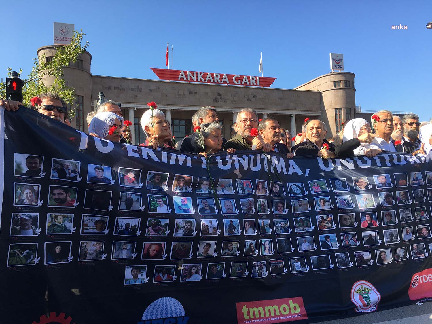 Terör örgütü IŞİD’in Ankara Tren Garı’nın önünde yaptığı 10 Ekim