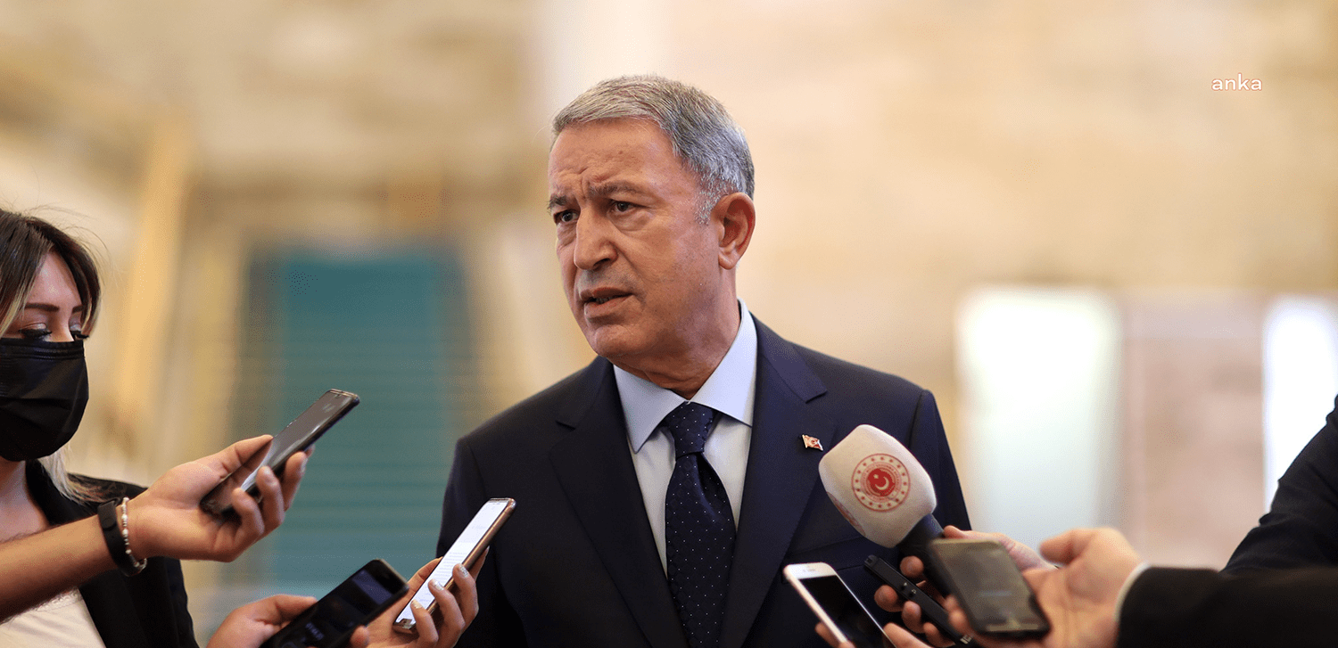 Milli Savunma Bakanı Hulusi Akar, İsrail Savunma Bakanı Benny Gantz