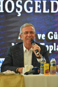 Mansur Yavas Baskentli Muhtarlari Dinlemeye Devam Ediyor