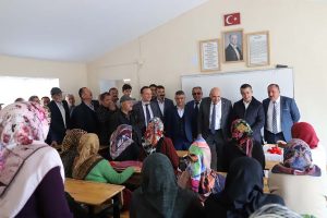 Eski ve Kullanilamayan Koy Okulundan, Koy Yasam Merkezine