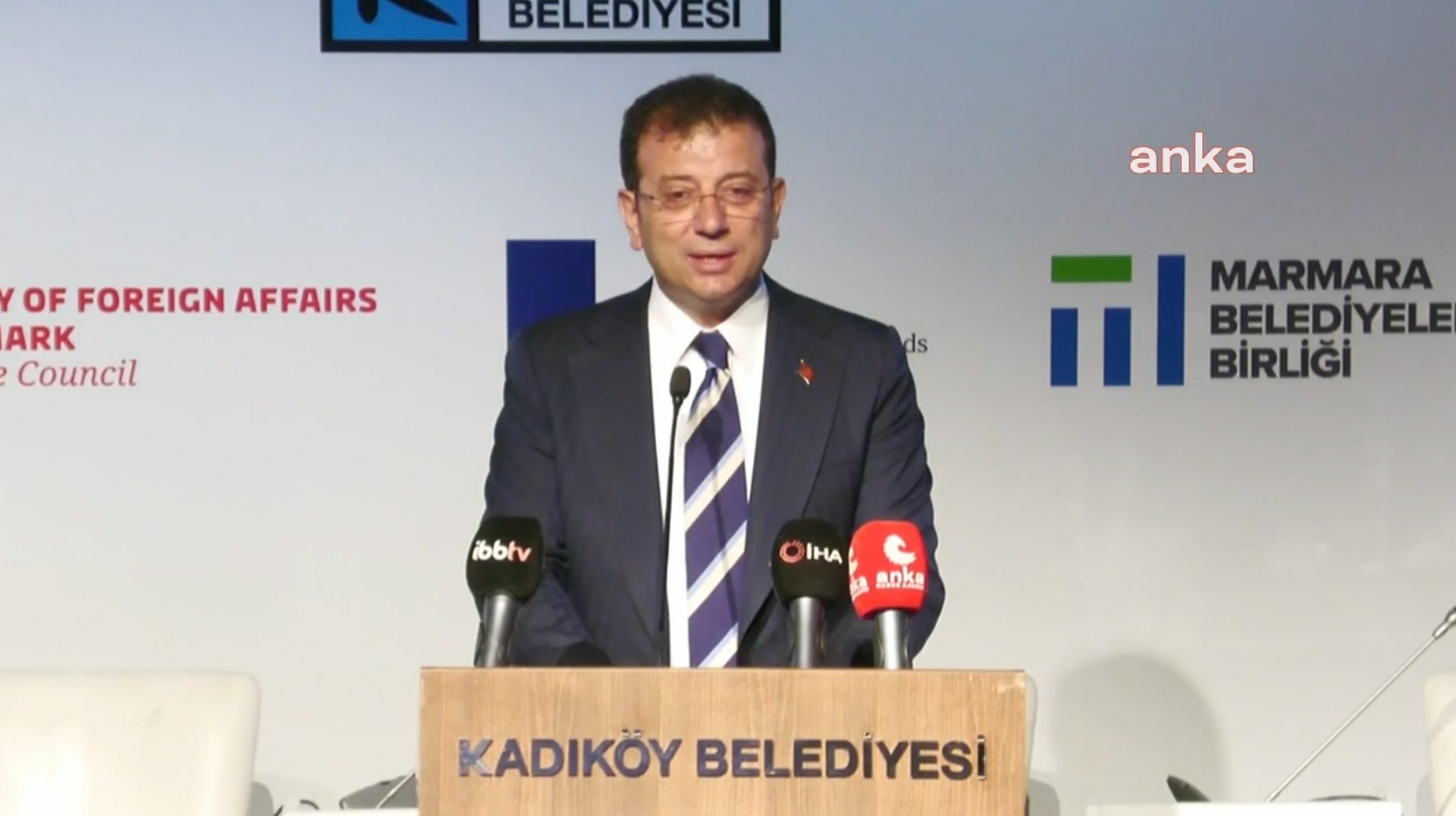 İstanbul Büyükşehir Belediye Başkanı (İBB) Ekrem İmamoğlu, Kadıköy Belediyesi'nin ev