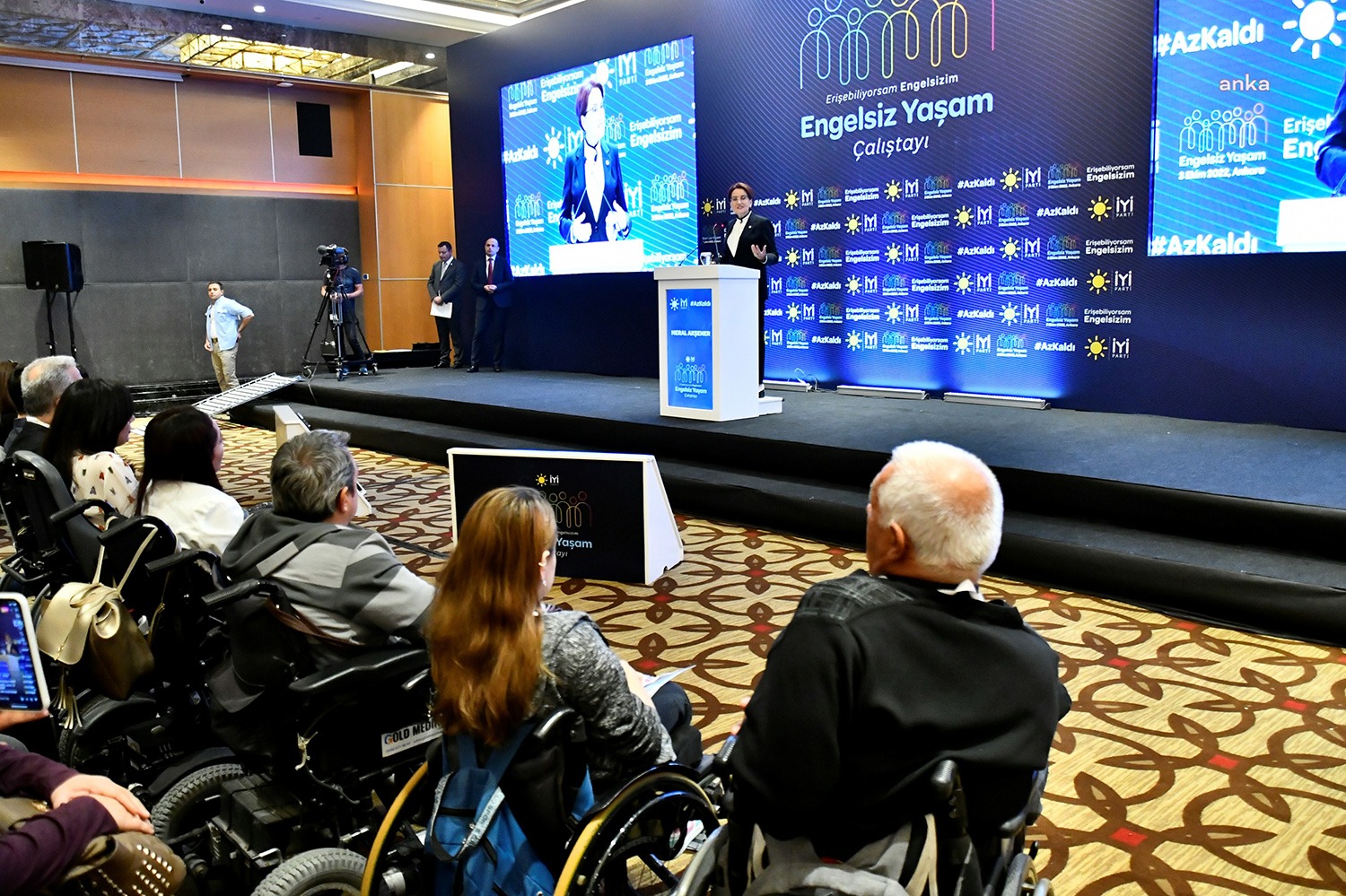 İYİ Parti Genel Başkanı Meral Akşener, partisinin düzenlediği Engelsiz Eğitim