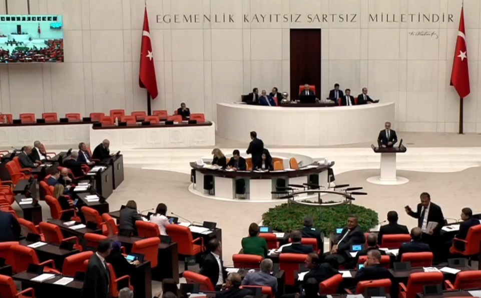 TBMM Genel Kurulu'nda, maden kazalarının önlenmesine yönelik tedbirlerin alınması amacıyla