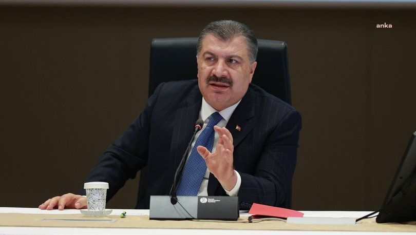 Bakan Koca, Başakşehir Çam ve Sakura Şehir Hastanesi’nde: “6 Hastamızın 5’inin Durumları Ciddi” Sağlık Bakanı Fahrettin Koca, Başakşehir Çam ve Sakura Şehir Hastanesi'ne